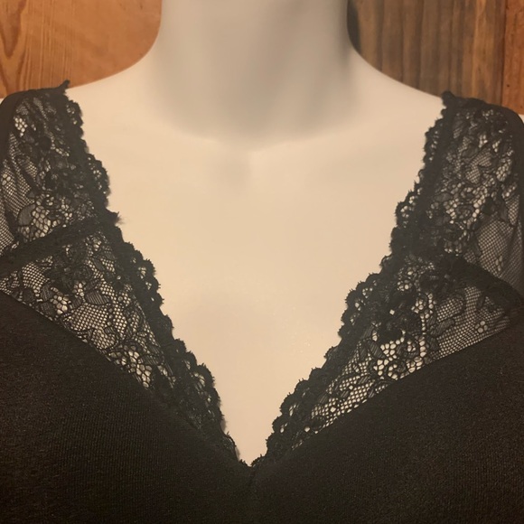 NWOT Lightly Padded No Underwire Bra - Picture 2 of 10